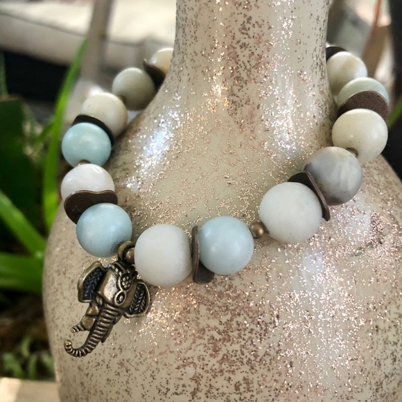 Amazonite Beaded Bracelet and Earring Set - Picture 4 of 8